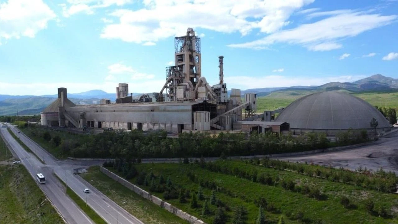 Aşkale Çimento'dan yeni rekor: 36 basamak yukarı çıktı