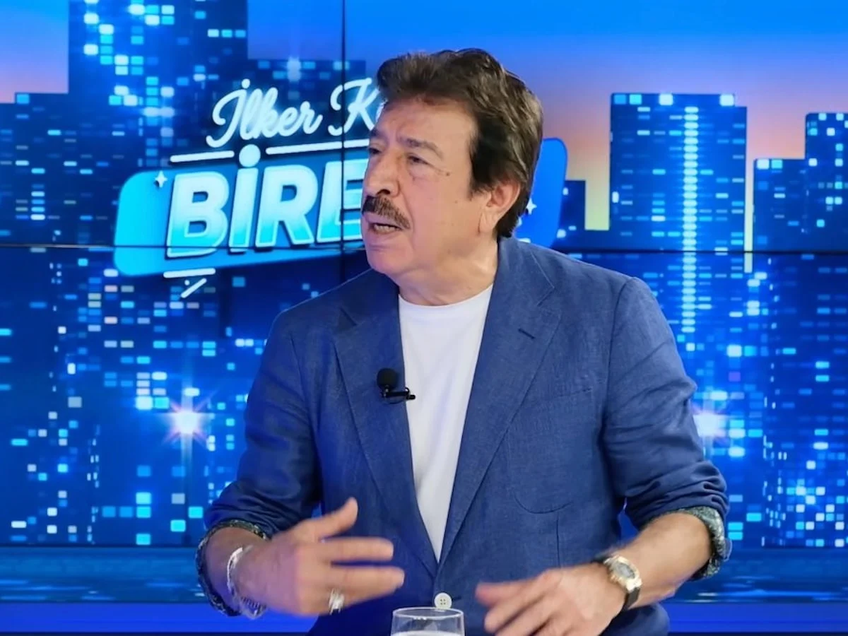Ahmet Selçuk İlkan: Askerdeyken Türkiye güzeli tarafından terk edildim