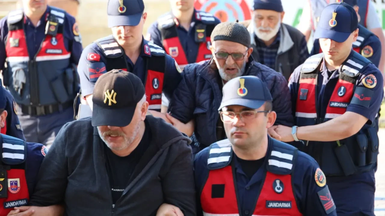 Gülcan Yazıcı cinayeti soruşturmasında yeni gelişme! 20 yıllık cinayette şüpheliler adliyede