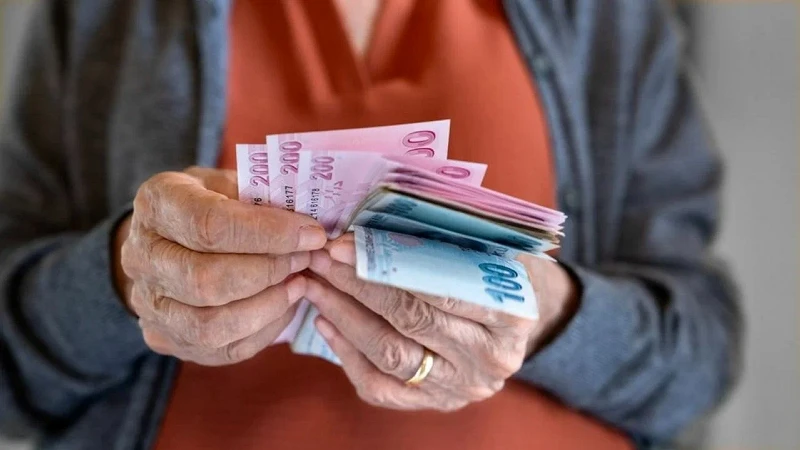 Bakan Işıkhan'dan 'en düşük emekli aylığı' açıklaması: Gözler 3 Temmuz'da