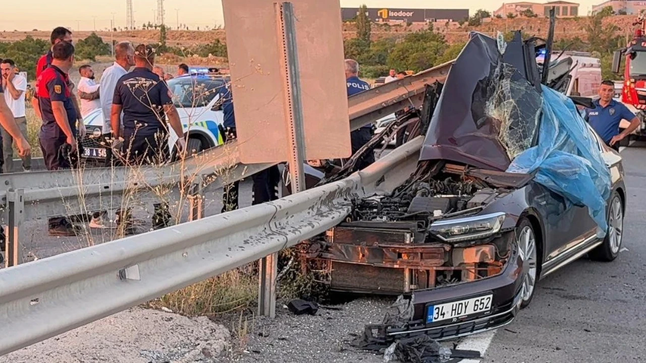Düğün konvoyunda feci kaza: 1 ölü, 3 yaralı