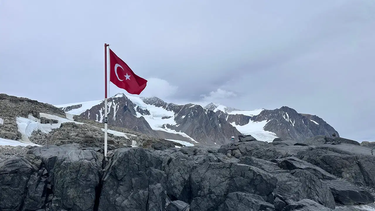 Erciyes bitti, Ağrı ve Kaçkar eriyor! Uzmanı acı tabloyu açıkladı: Gelecekte bizi olumsuz bir senaryo bekliyor