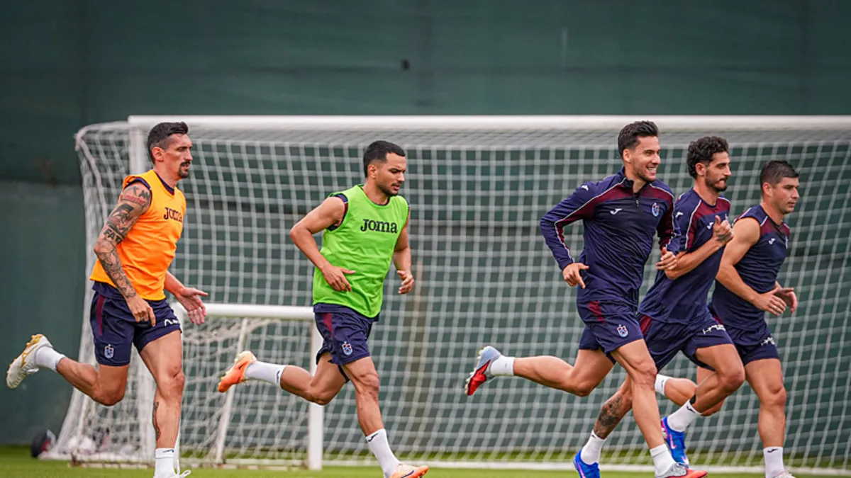 Trabzonspor, yeni sezon hazırlıklarını çift antrenmanla sürdürdü