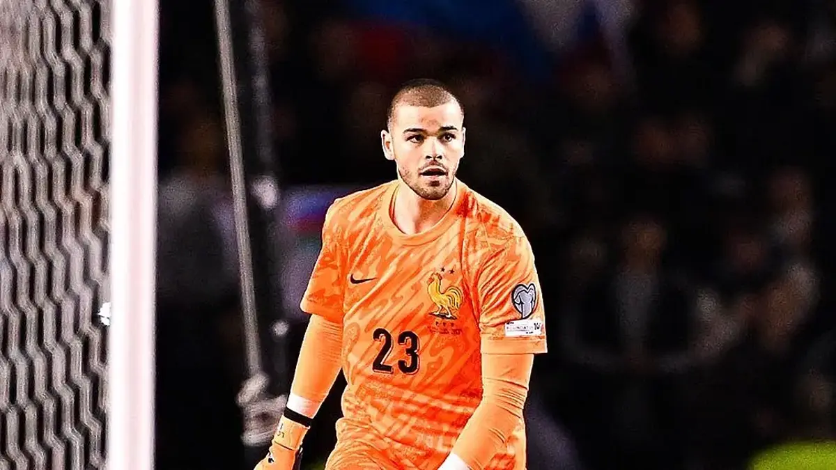 TRANSFER HABERİ | Süper Lig devinden Lucas Chevalier hamlesi