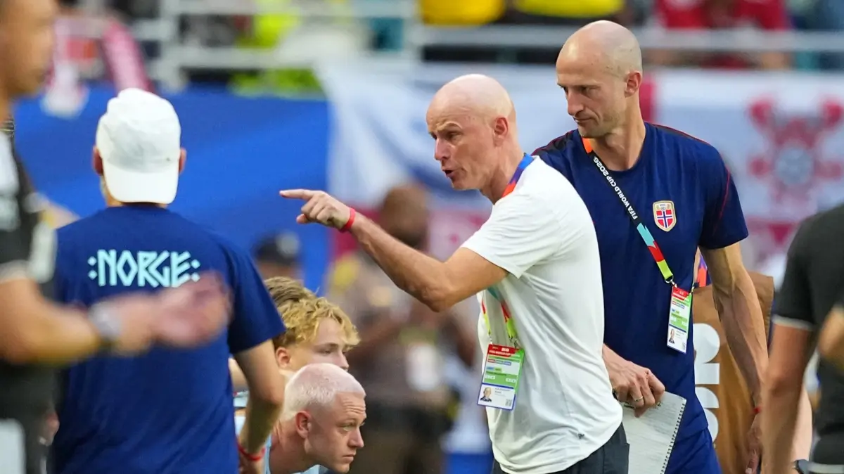 Stale Solbakken'den hakem tepkisi