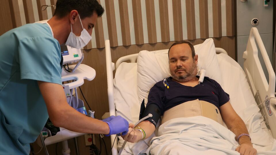 Dört kez eli boş dönmüştü! Çift böbrek nakledildi