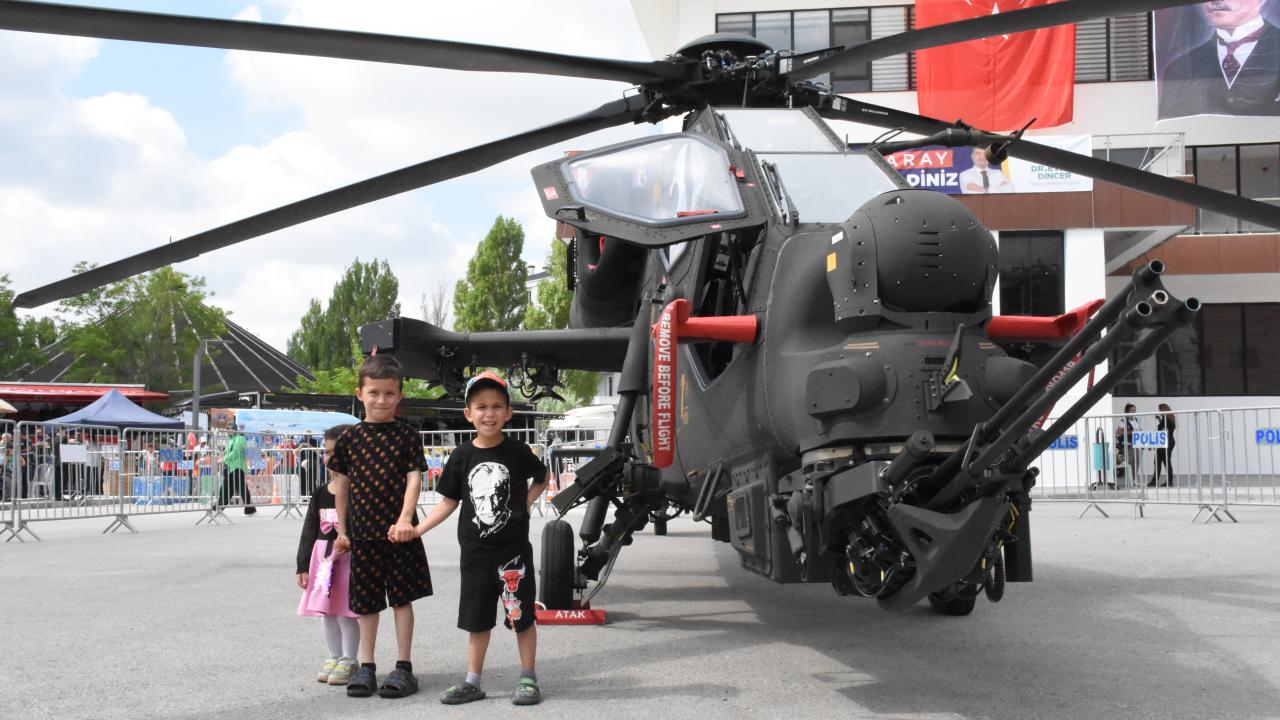 4. Aksaray Bilim Festivali F-16 uçaklarının selamlamasıyla başladı