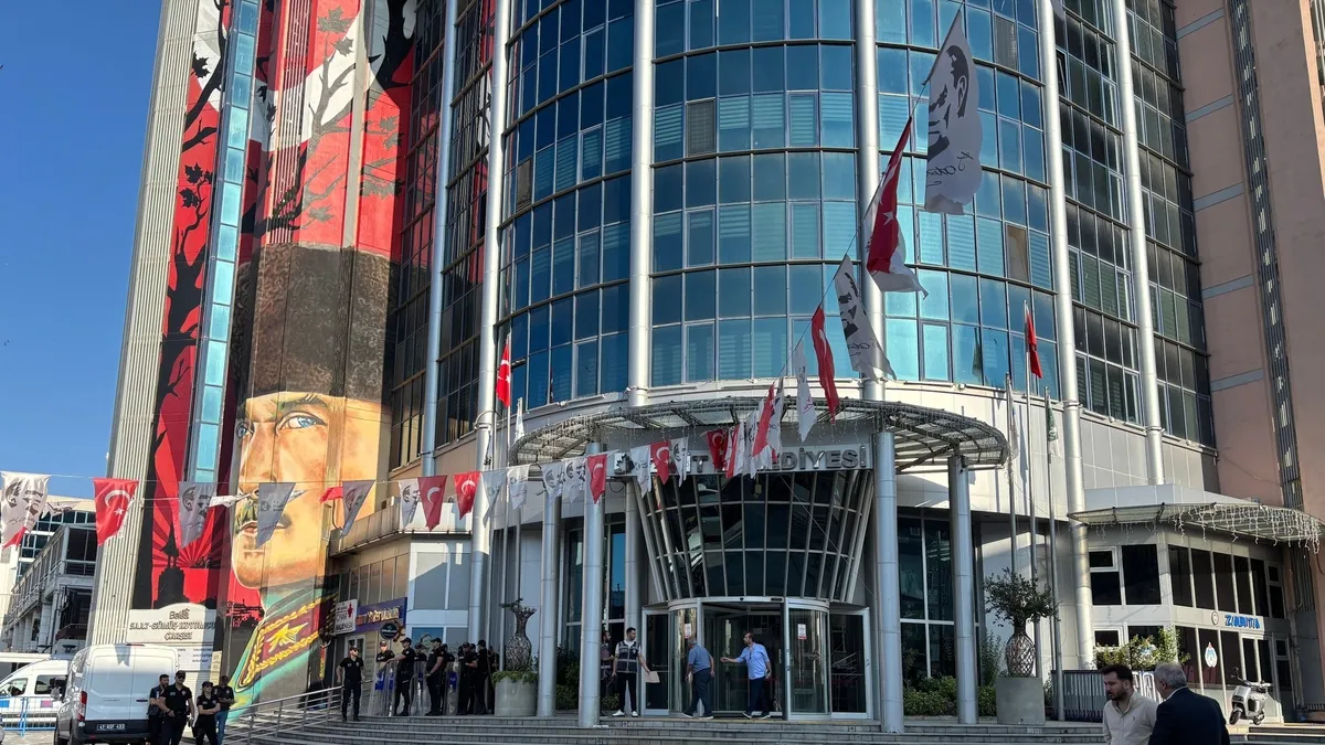 İzmit Belediyesi soruşturmasında 3 kilo altın iddiası