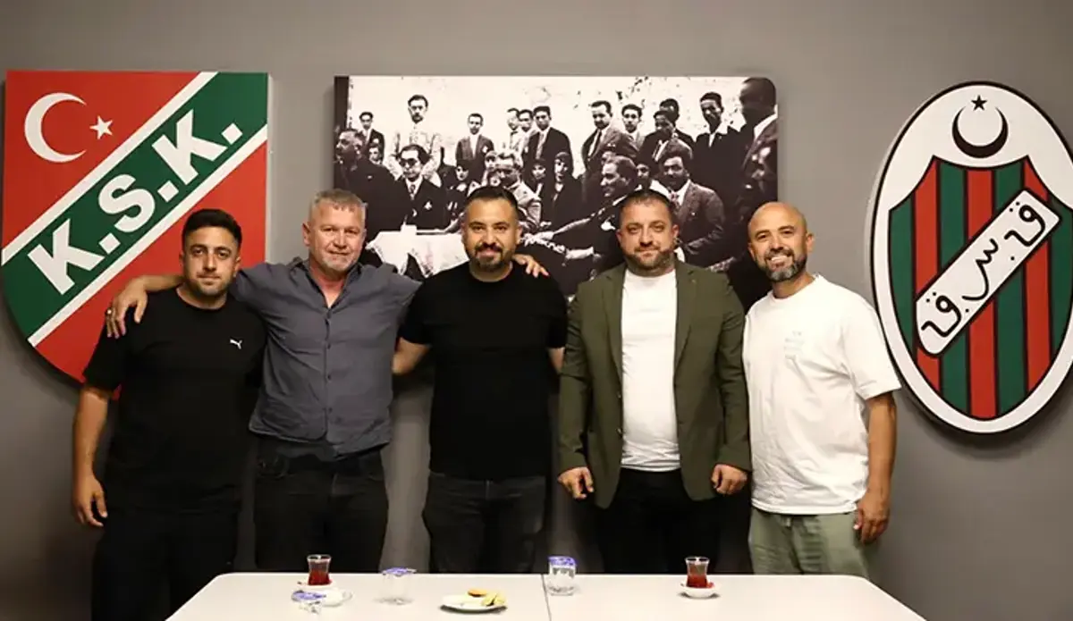 Karşıyaka'ya Adem Yeşilyurt jesti
