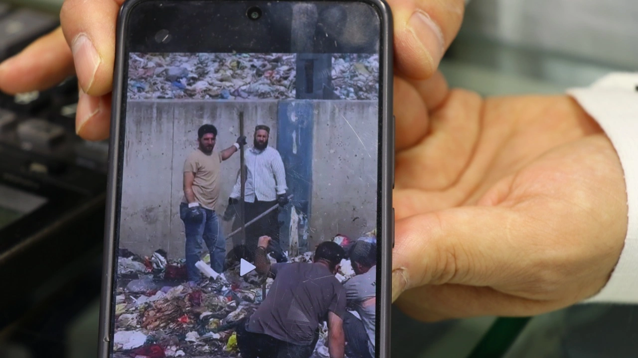 İzmir'de film gibi olay: Eşinin çöp sanıp attığı 400 bin lirayı 15 ton atıkta didik dik aradı