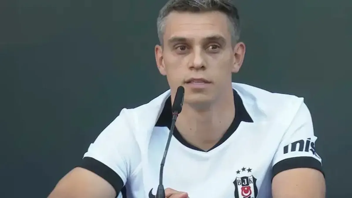Beşiktaş'ta Leandro Trossard imzayı attı! 20 bin taraftar stadyuma akın etti…