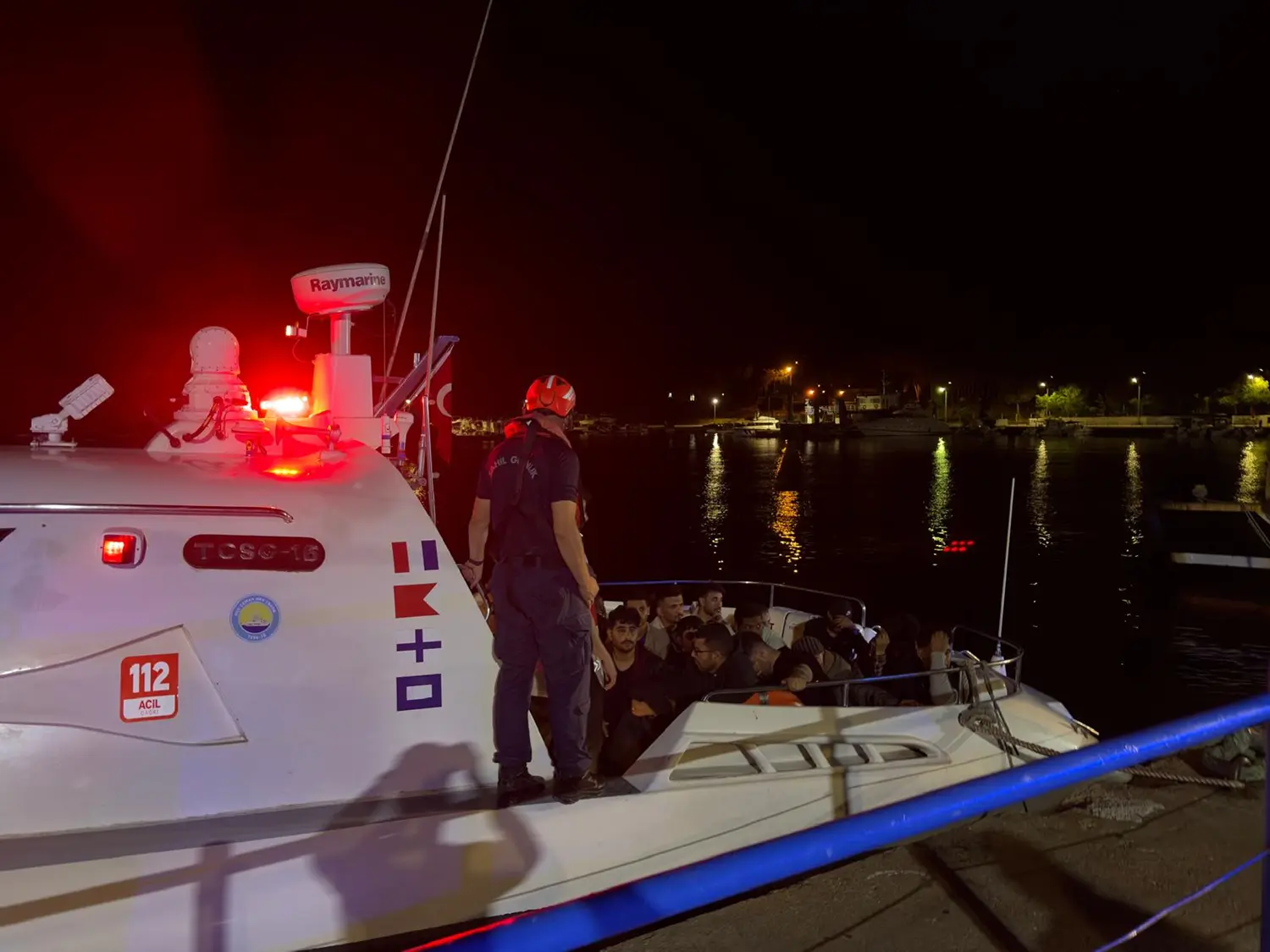 Çanakkale'de düzensiz göçmen operasyonu: 36 yakalama, 2 gözaltı