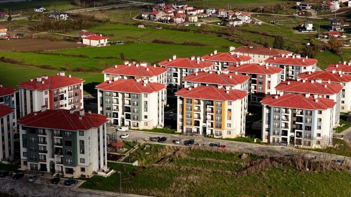 Bakan Kurum TOKİ'nin Sinop'taki mutlu yuvalarını paylaştı: Bir ailenin ihtiyacı olan her şey düşünülmüş