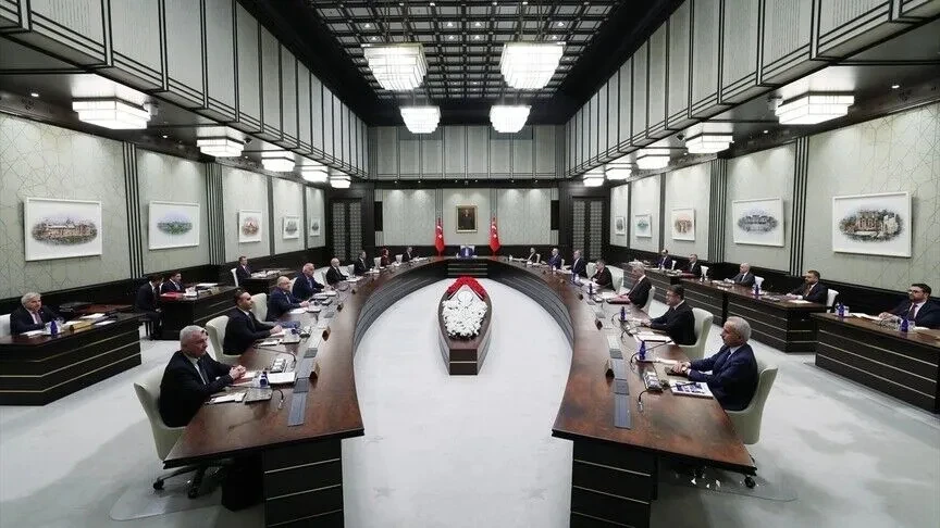Kabine üyelerinden NATO Zirvesi paylaşımları