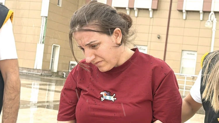 16 yıllık cinayet topuk kanıyla çözüldü! Bebeğini çöpe atmış