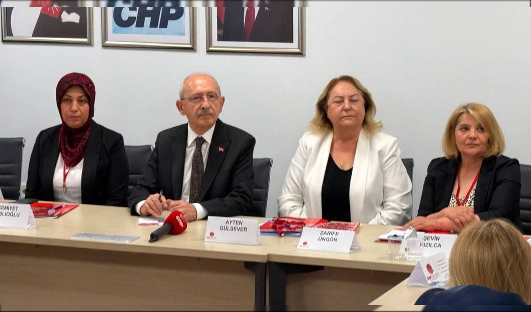 Kemal Kılıçdaroğlu, yönetici eğitim toplantısına katıldı