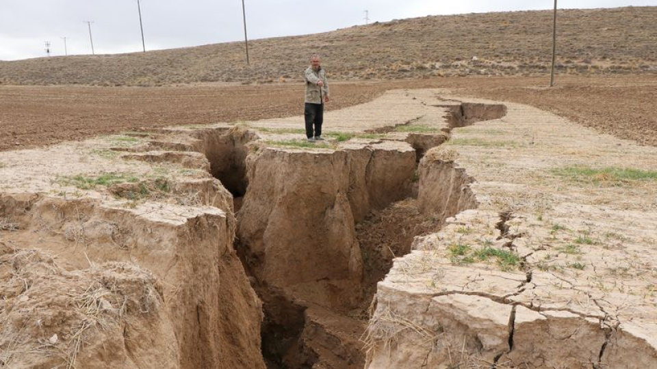 Konya'da son 60 yılın en yağışlı dönemi de yeraltı suyunu kurtaramadı