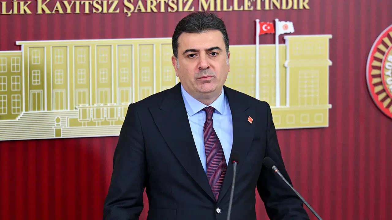 CHP Sözcüsü Zeynel Emre soruları yanıtladı: Yeni partinin ismi ve tarihi belli mi?
