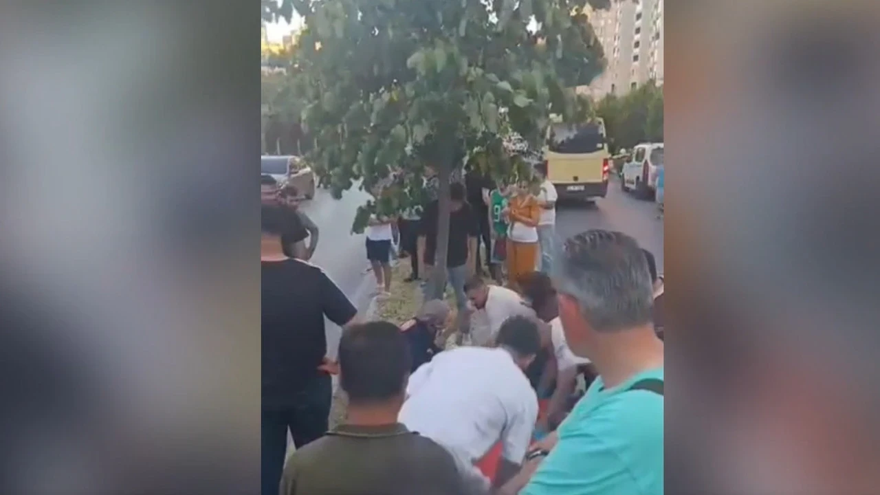 İki arkadaş grubu aynı yolda çarpıştı: Caddede can pazarı