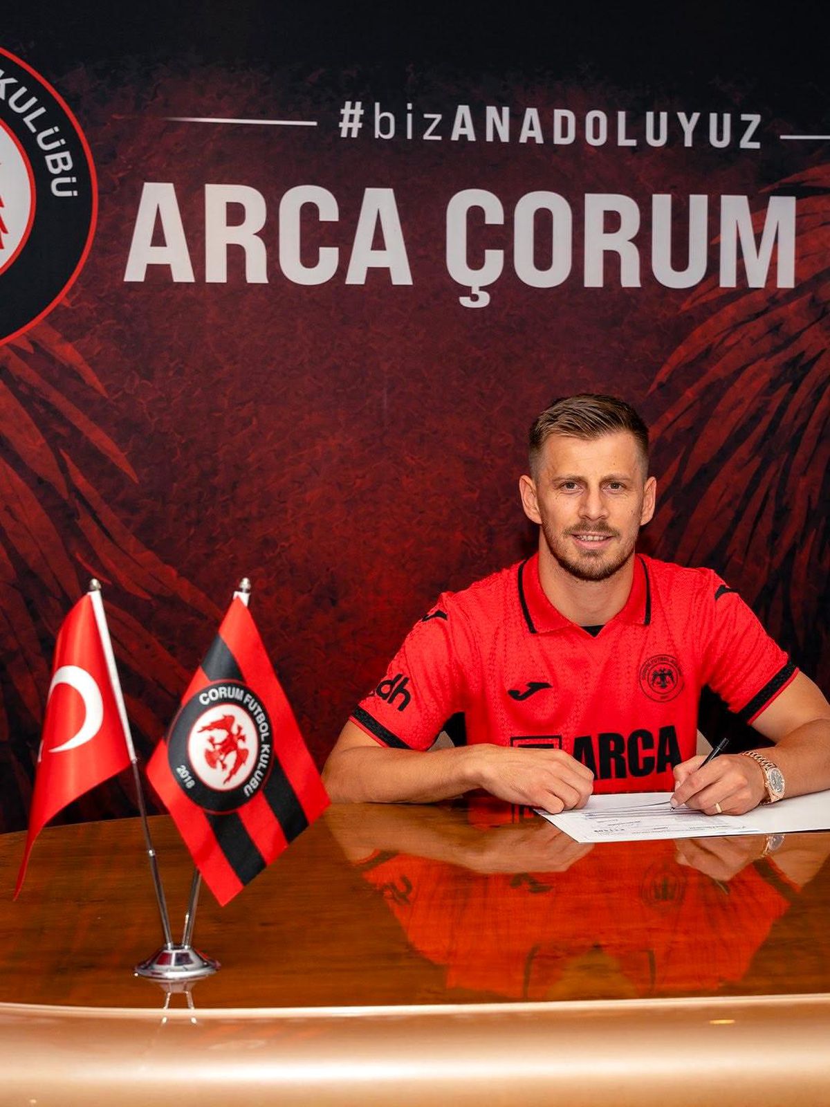 Çorum FK, Ylber Ramadani'yi renklerine bağladı