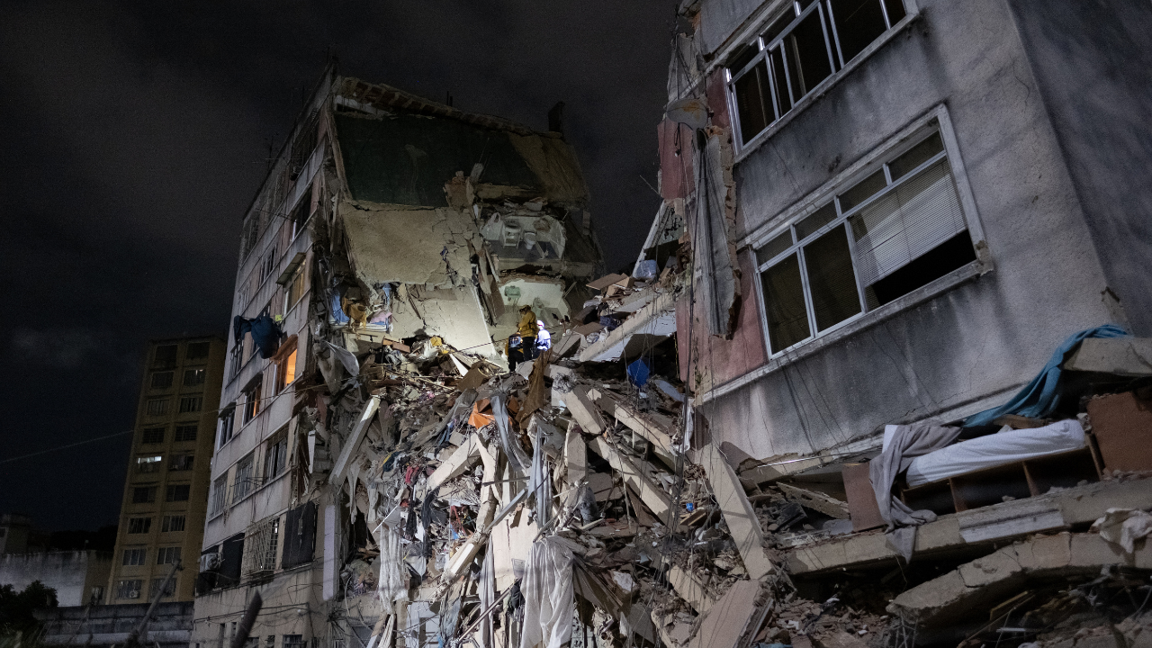 Venezuela'da 7,2 ve 7,5 büyüklüğünde deprem: 164 ölü, 971 yaralı