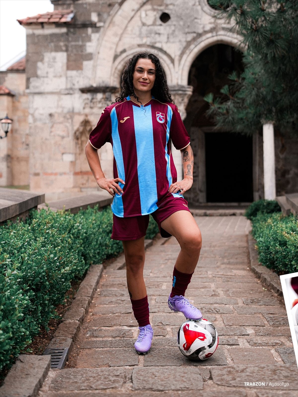 Trabzonspor Kadın Futbol Takımı, Benan Altıntaş'ı transfer etti