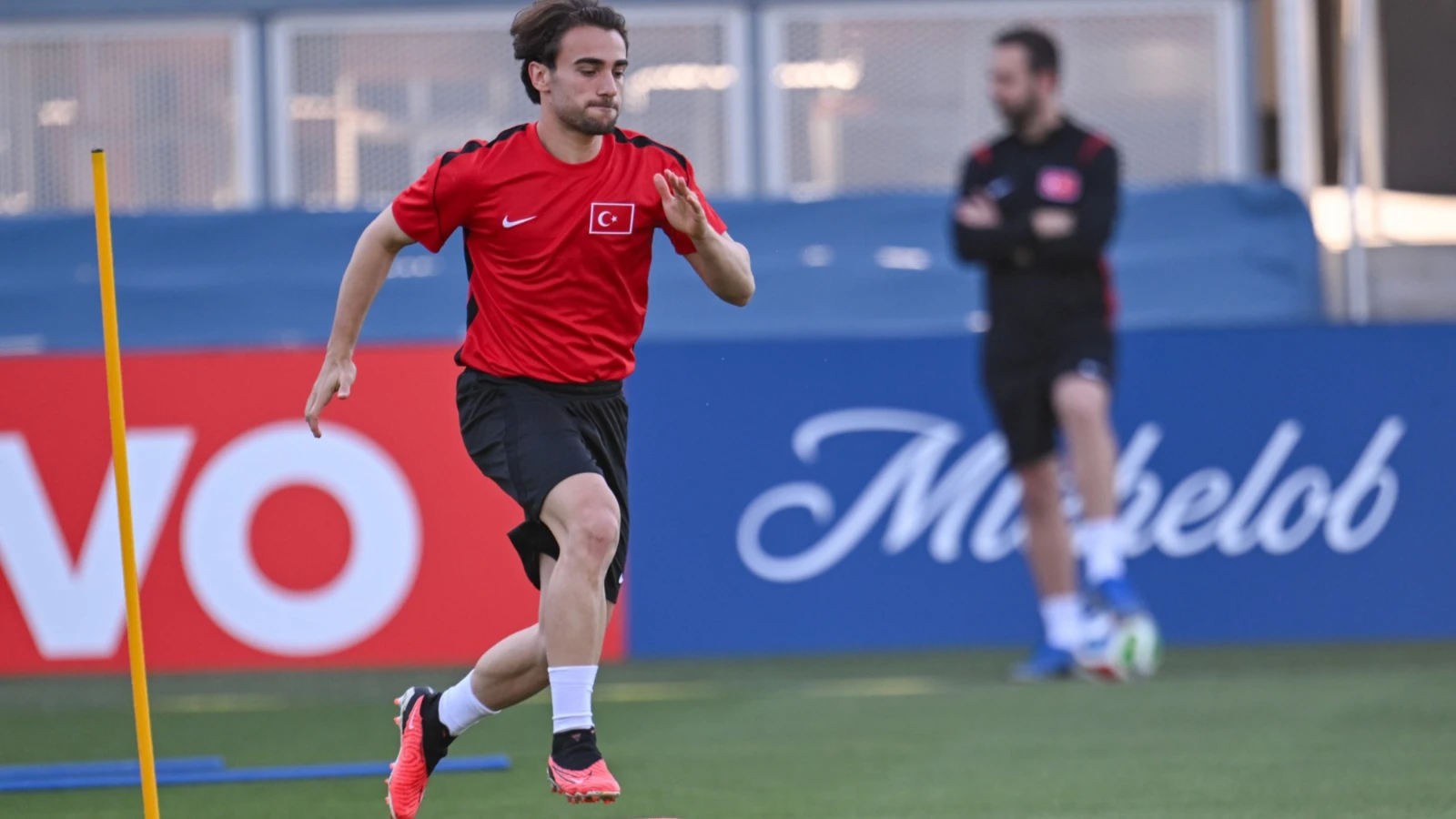 Milli futbolcu Yunus Akgün: Yarın final maçına çıkacağız