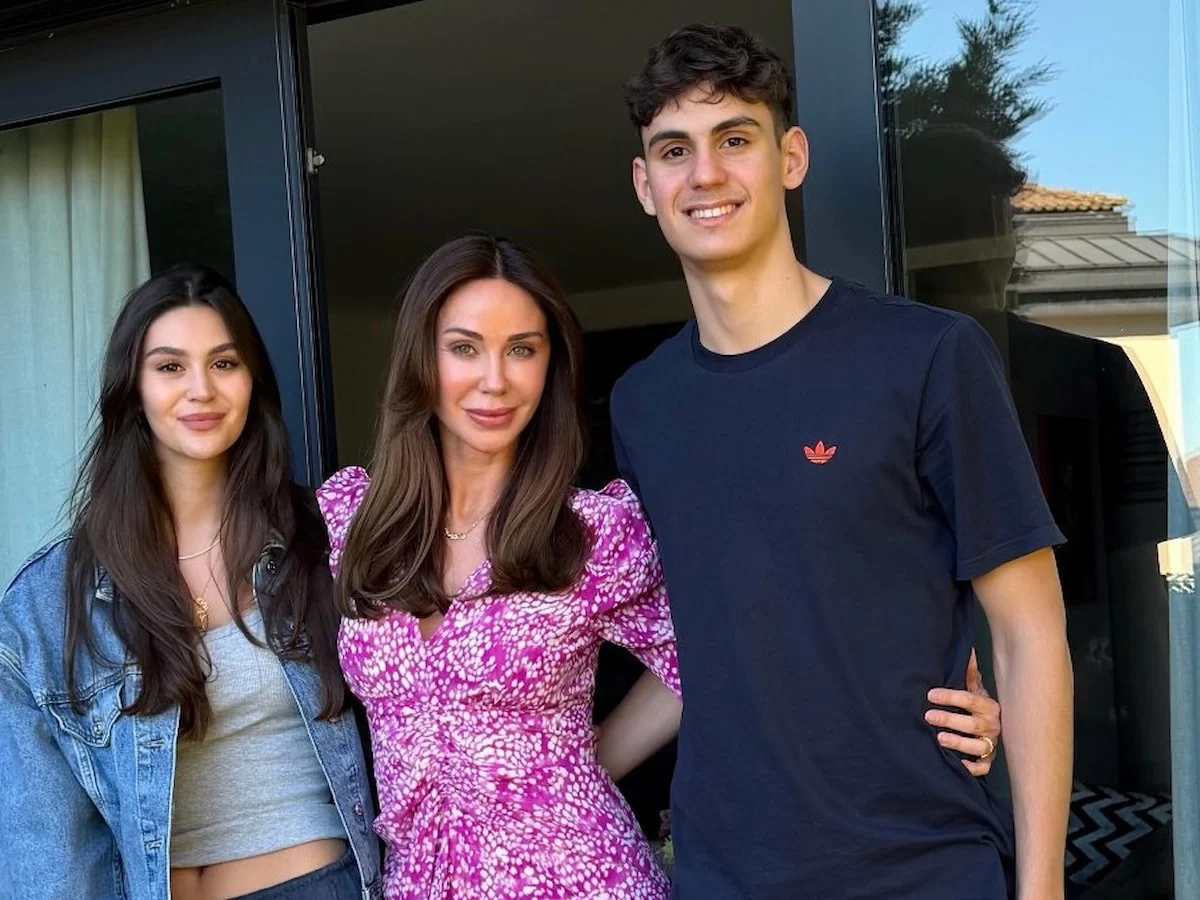 Demet Şener'den kızına: İyi ki benim kızımsın