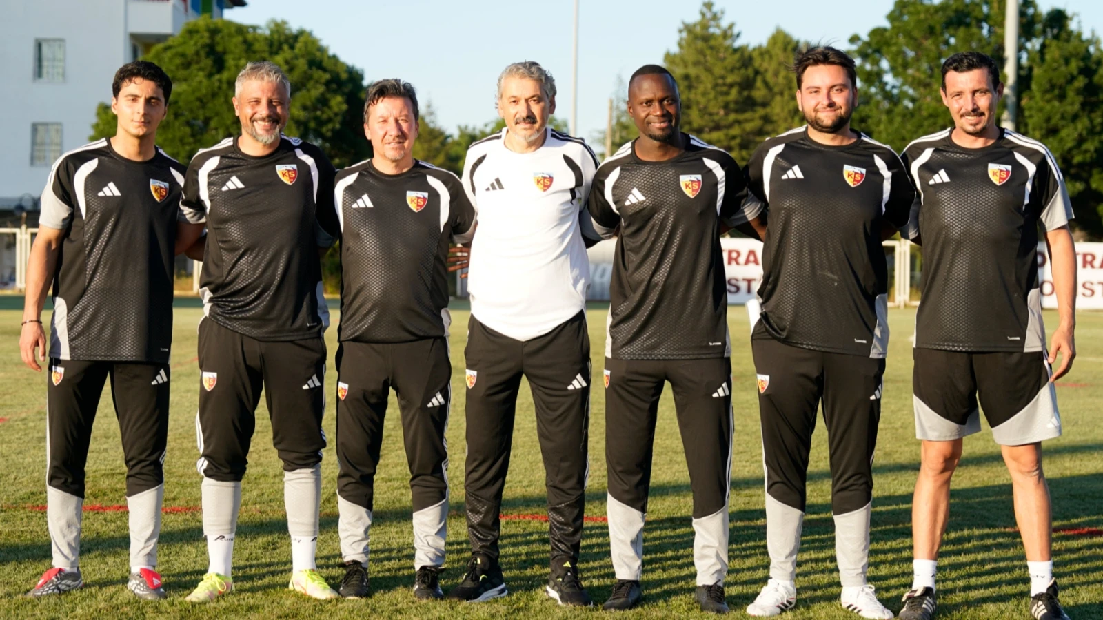 Kayserispor'da Atila Gerin'in teknik ekibi belli oldu
