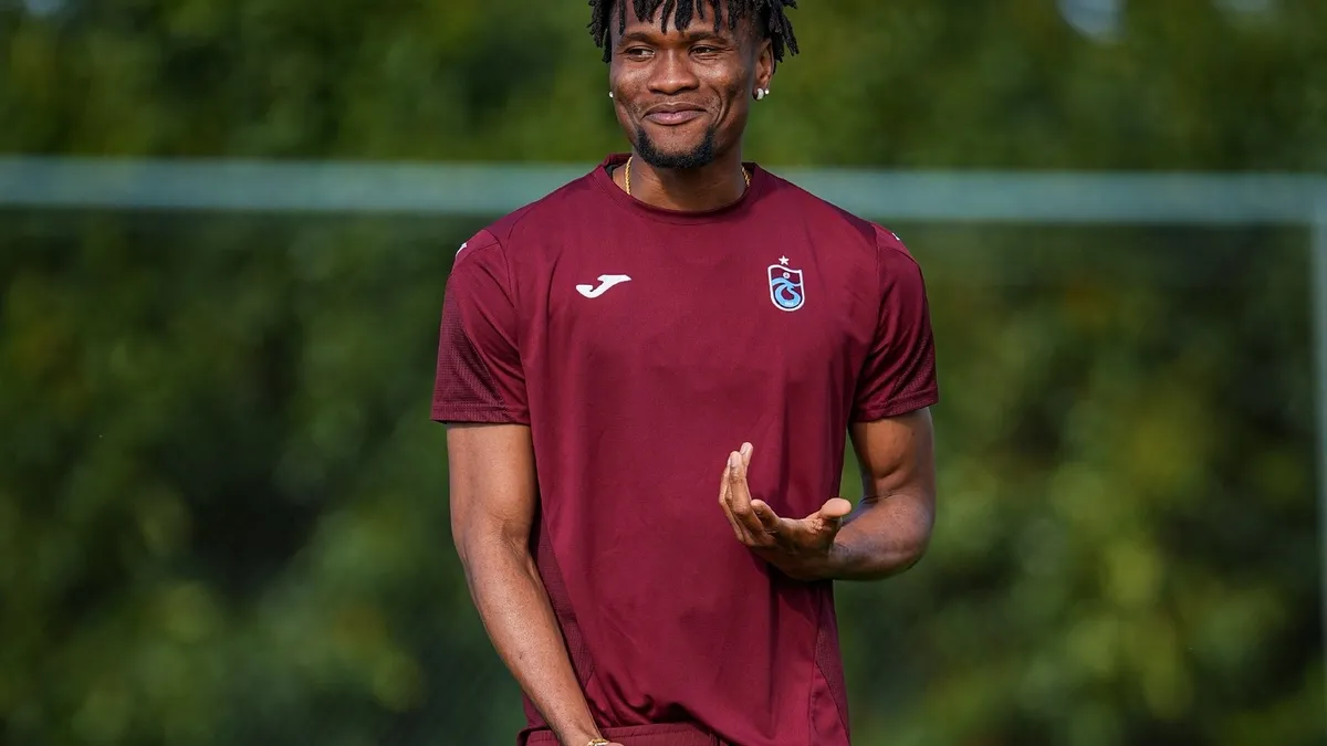Trabzonspor'un defansı Chibuike Nwaiwu'ya Fulham'dan 20 milyon euro teklif!