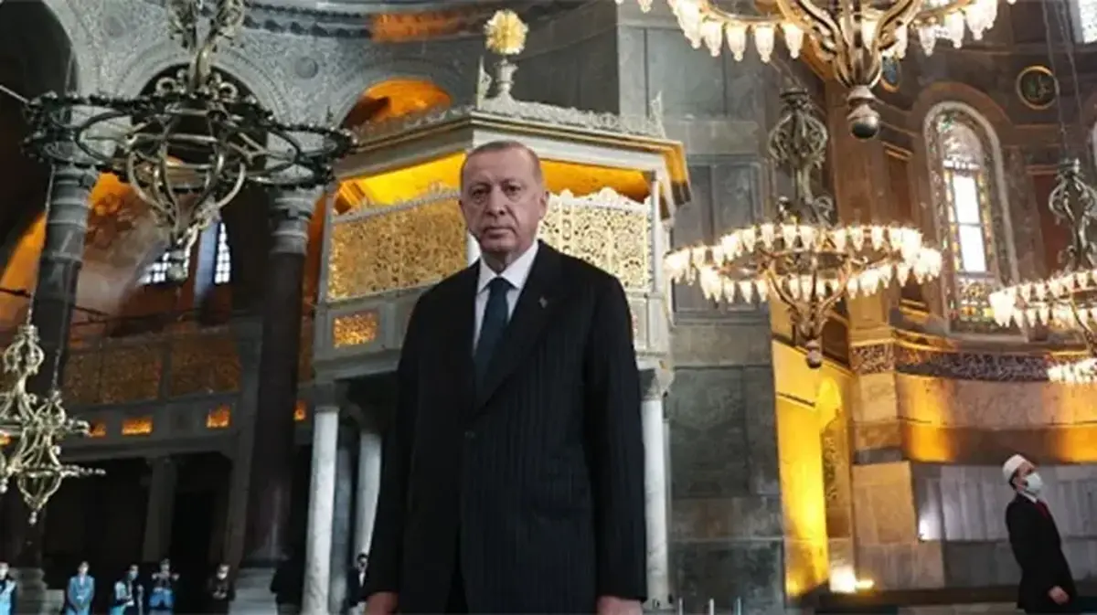 'Fethin Mührü: Ayasofya-i Kebîr Câmi-i Şerîfi' okurlarla buluştu