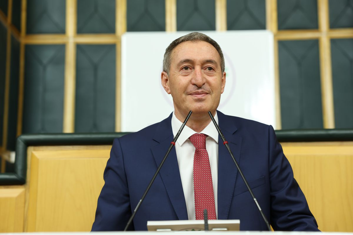 DEM Parti Eş Genel Başkanı Bakırhan: 'Çerçeve yasa dar tutulmamalı, belirsiz olmamalı, güven vermelidir'