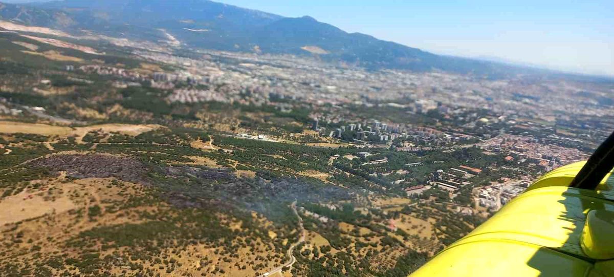 Bornova'daki yangın kontrol altında