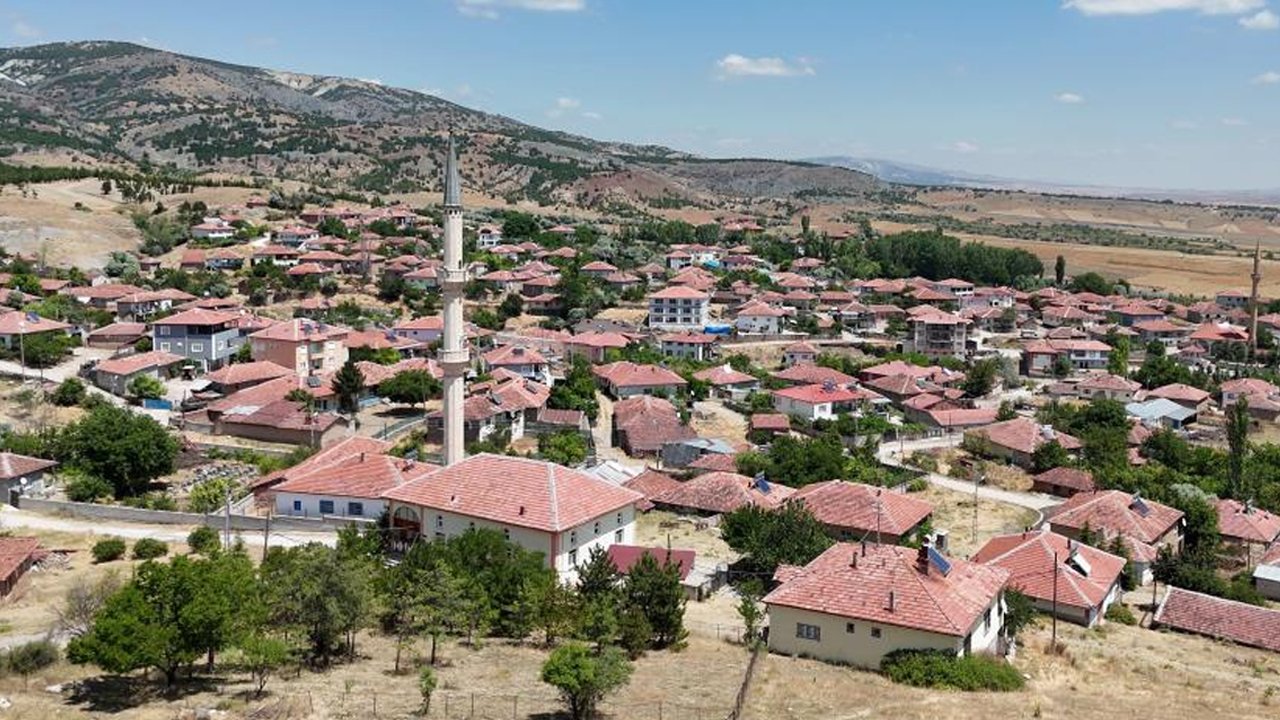 Göç veren köy, örnek projeyle üretim üssü oldu! İşsizlik bitti, refah seviyesi yükseldi