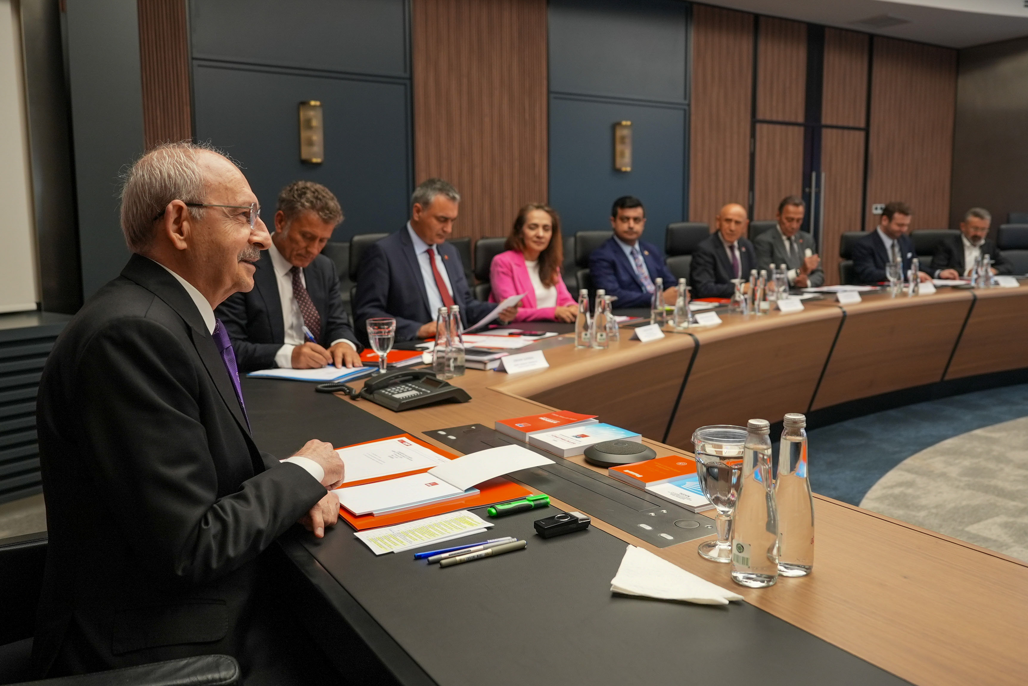 CHP'de kritik çarşamba. Kılıçdaroğlu MYK'yı topluyor, görevden almalar ve atamalar olabilir