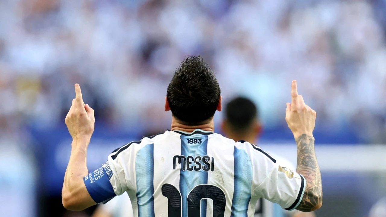Messi hem gol hem asist rekoru kırarak Arjantin'i son 16'ya taşıdı: Yeşil Burun Adaları tarih yazdı