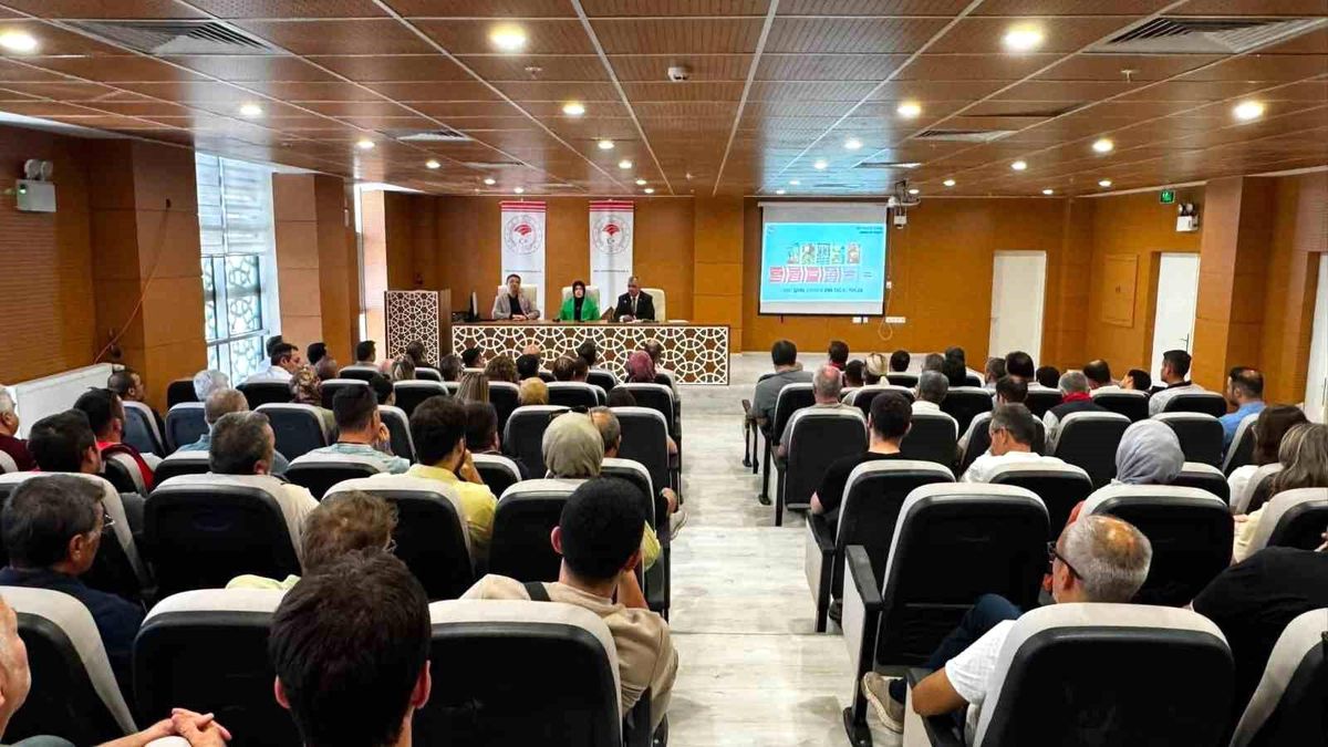 Kütahya'da B-Reçete Sistemi bilgilendirme toplantısı gerçekleştirildi