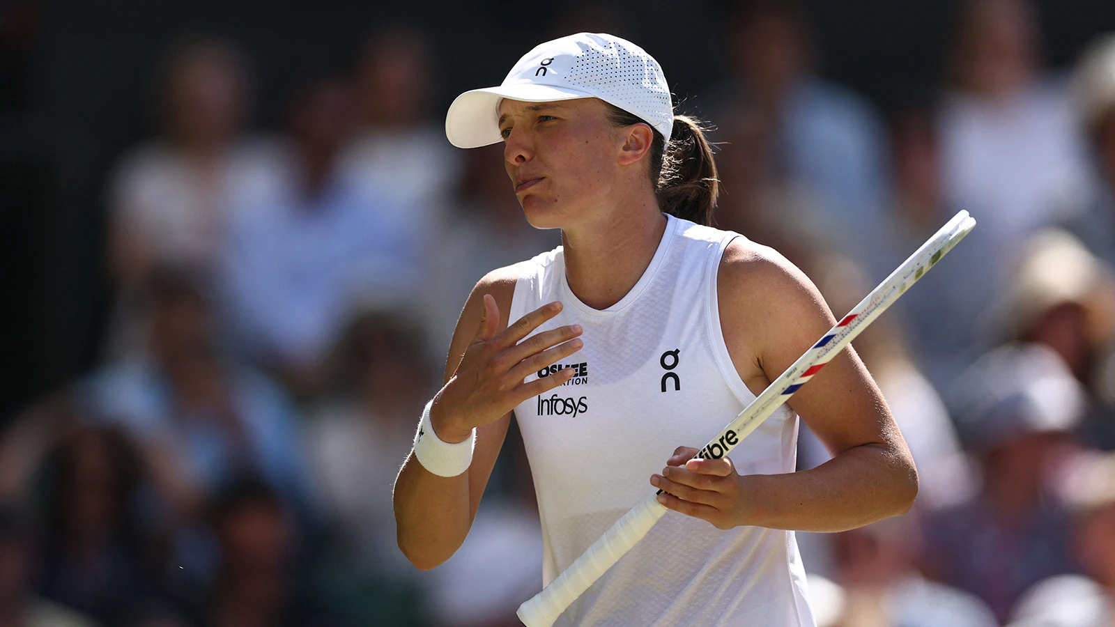 Iga Swiatek'ten Wimbledon'a erken veda