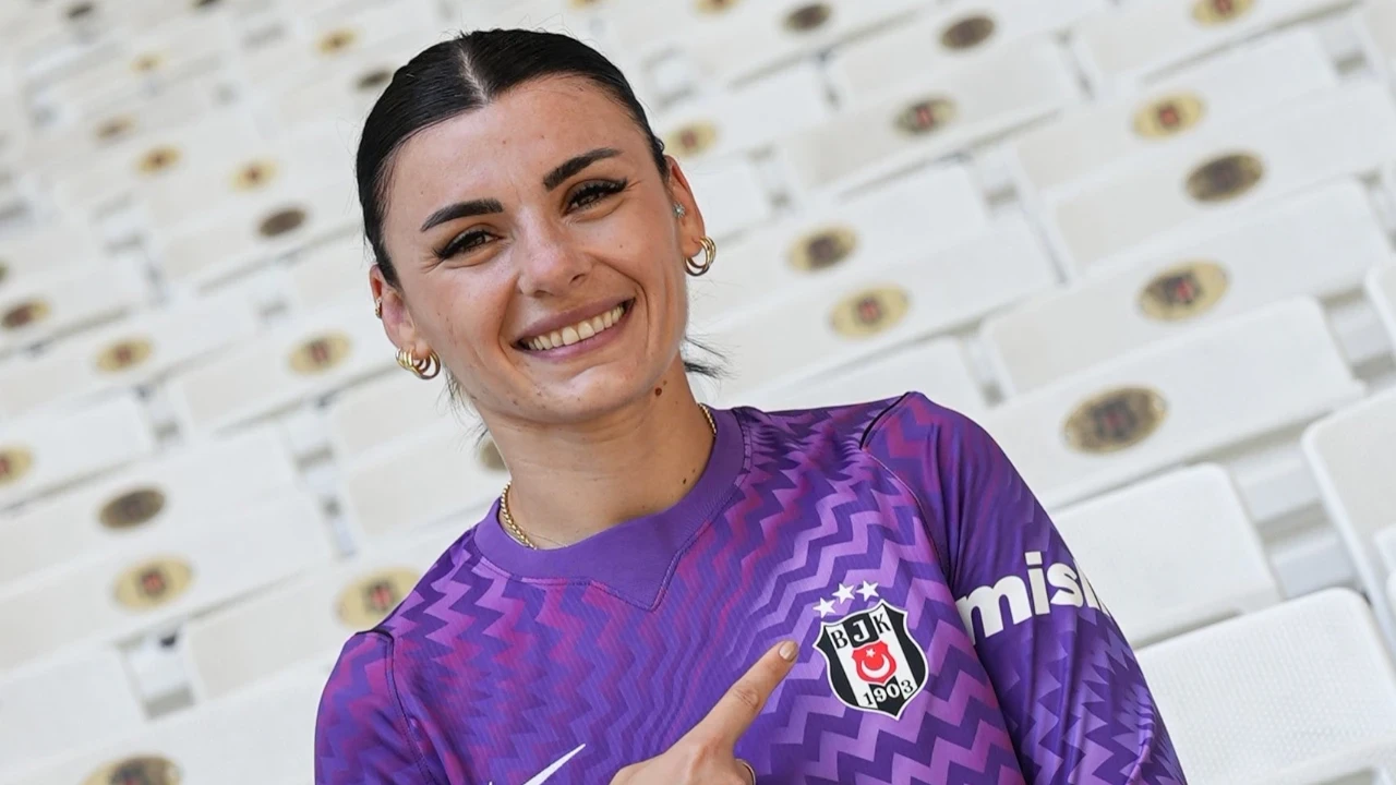 Beşiktaş, milli kalecinin transferini duyurdu