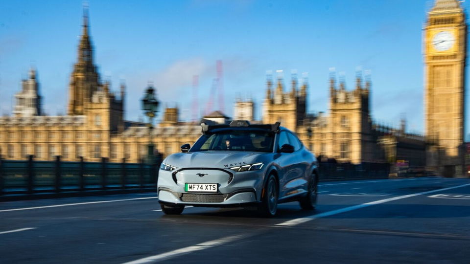 Uber ve Wayve'den Londra'da robotaksi işbirliği