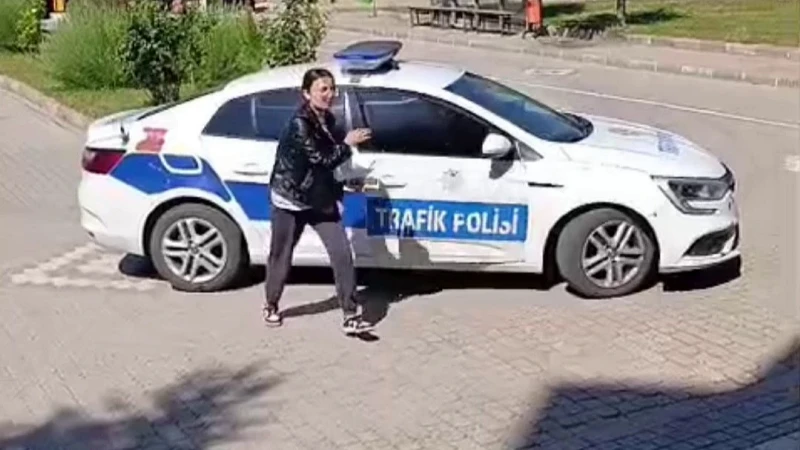 Kimliği geçersiz çıkan öğrenci AYT'ye 1 dakika kala yetişti