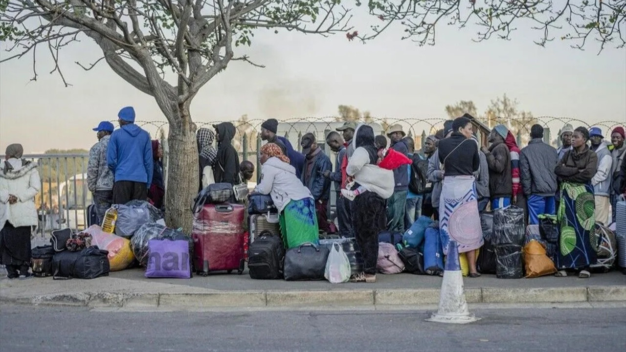Göçmenler saldırı korkusuyla Güney Afrika'yı terk ediyor