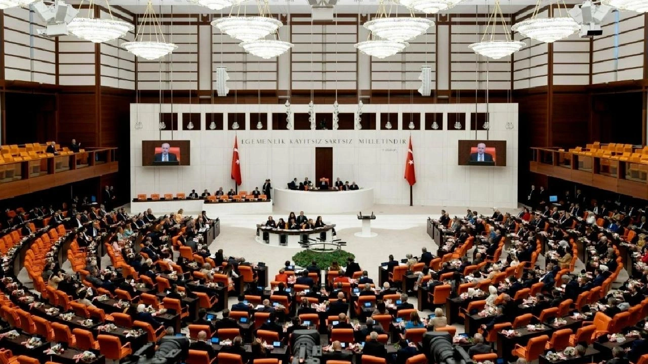 Meclis'te çocuk işçiliği önergesine red: AKP ve MHP oylarıyla kabul edilmedi