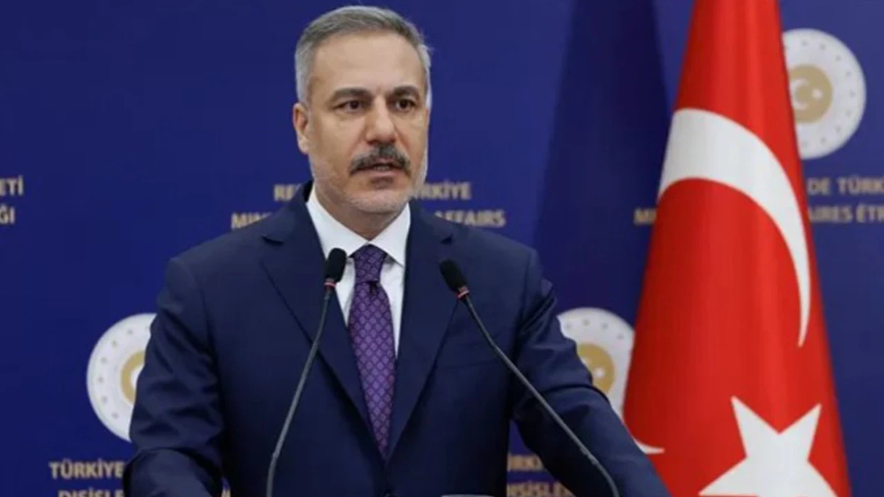 Bakan Fidan, TİKA'nın Arakanlı Müslümanlara yönelik insani yardım faaliyetlerini inceledi