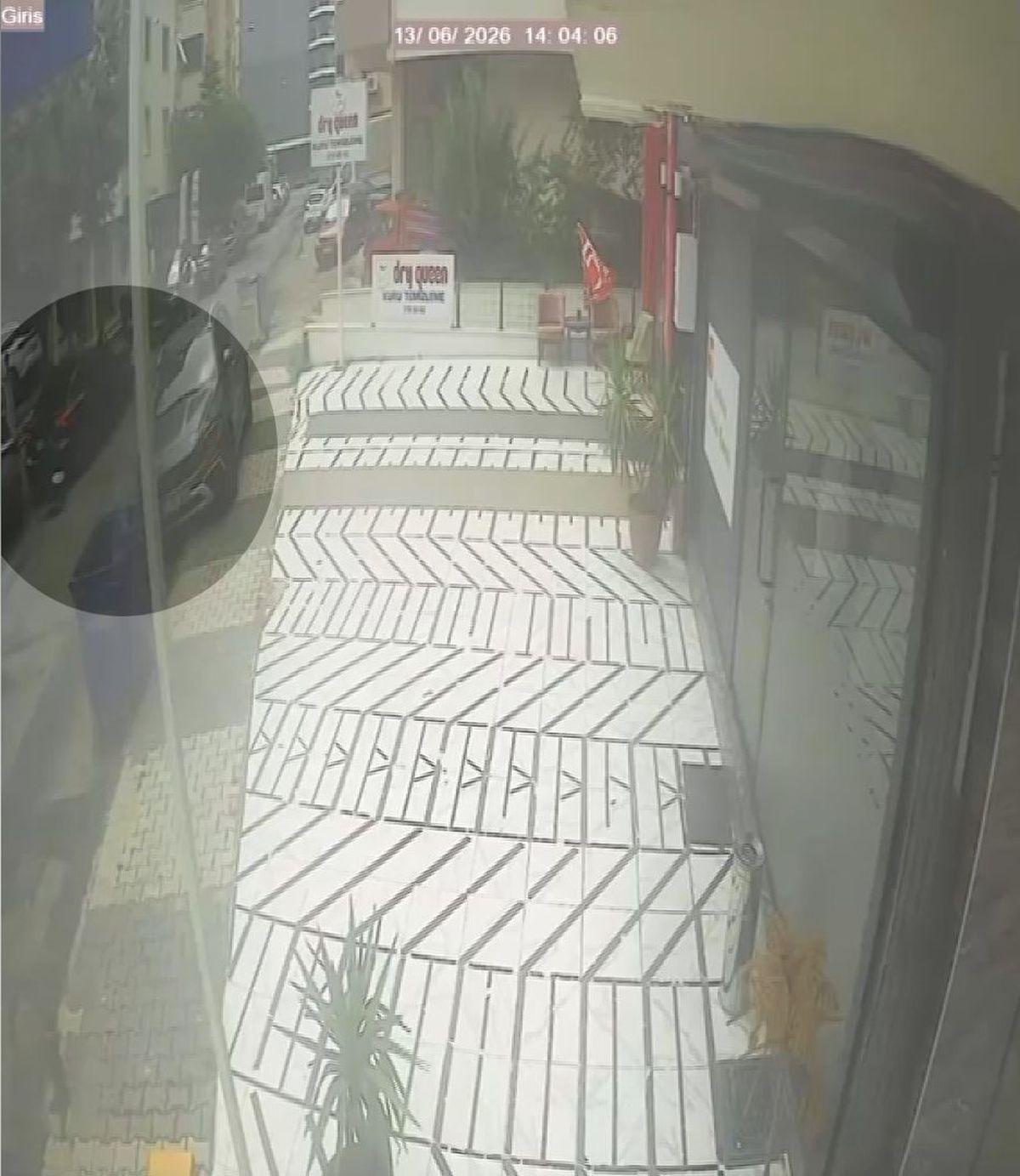 İBB Kültür A.Ş. Genel Müdür Yardımcısının Aracına Takip Cihazı Takıldı