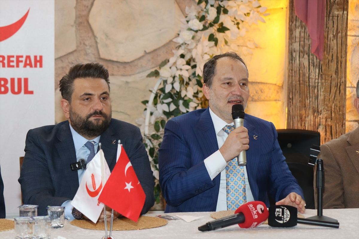 Yeniden Refah Partisi Genel Başkanı Erbakan'dan "ittifak" açıklaması Açıklaması