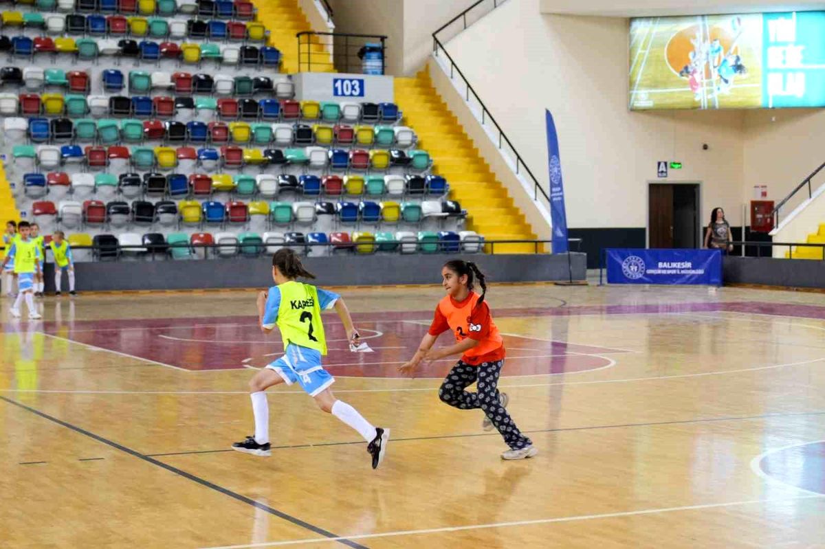 Balıkesir'de Geleneksel Çocuk Oyunları il finalleri heyecanı başladı