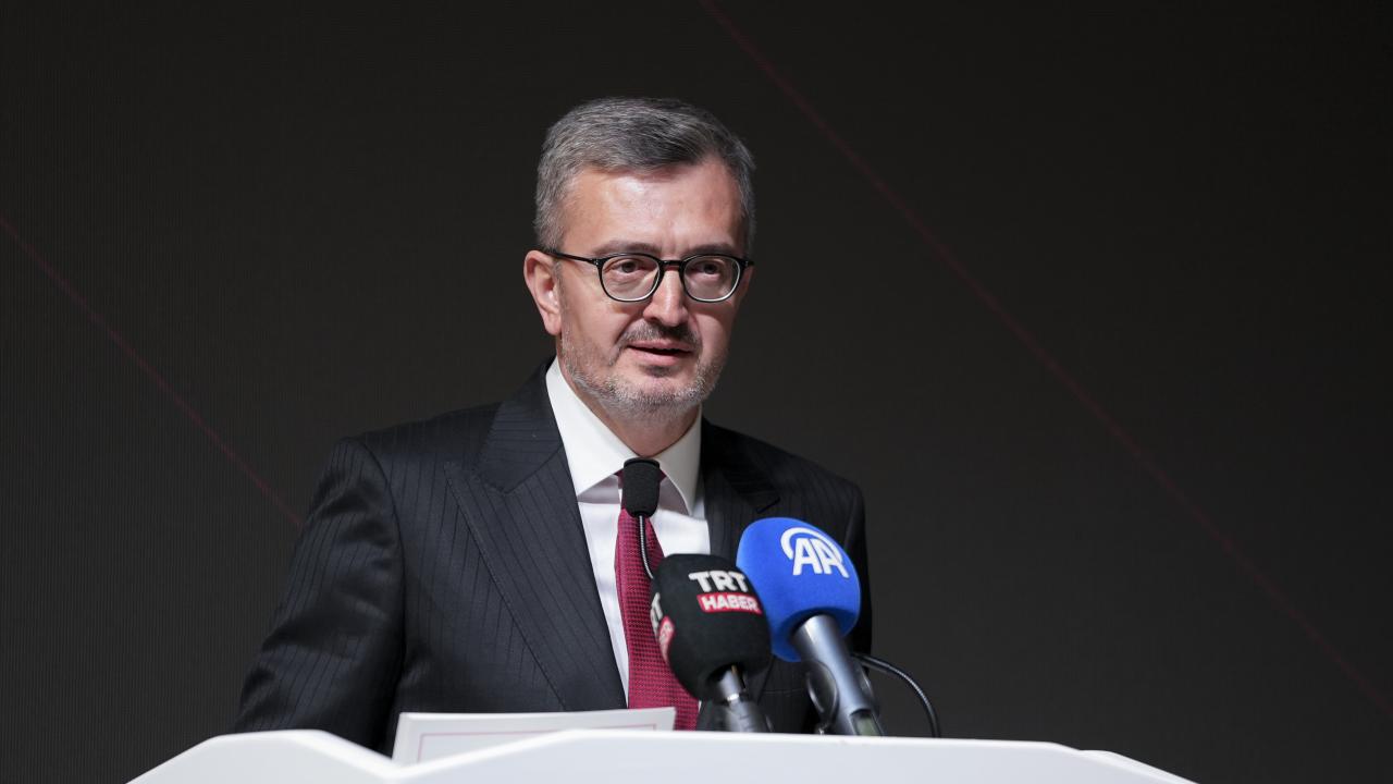 İletişim Başkanı Duran: İsrail'in, Suriye’nin egemenliğini hedef alan saldırılarını kınıyorum