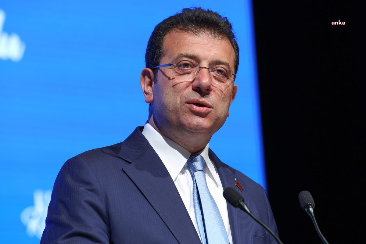 Ekrem İmamoğlu: "Yeni Parti Genel Başkanımız Özgür Özel ile yürüyelim arkadaşlar"