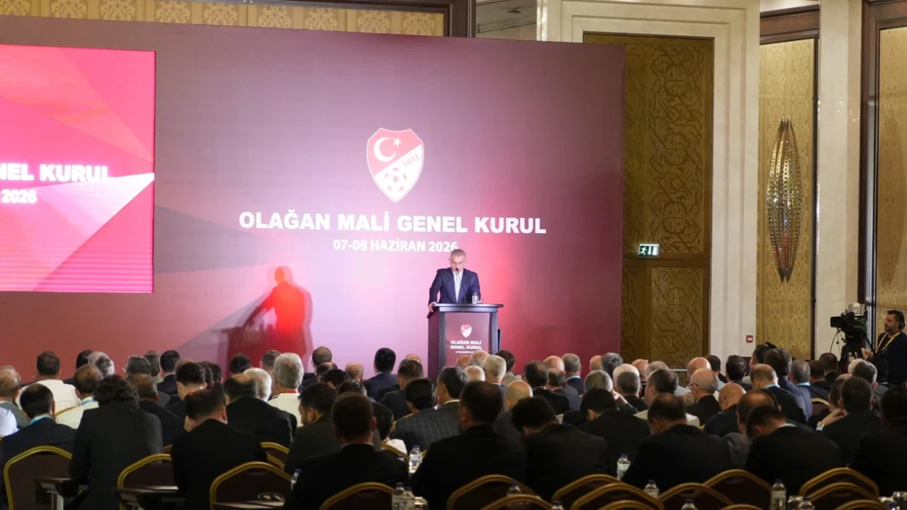 TFF Başkanı İbrahim Hacıosmanoğlu ve yönetimi ibra edildi